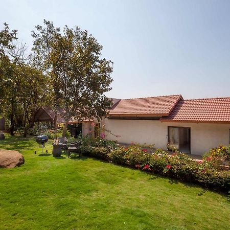 Soul Tree Villa 50 Super Luxury Villa With Heated Plunge Pool And Jacuzzi Lavasa Luaran gambar